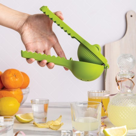Lemongator - Manual Juice Squeezer