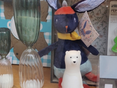 La boutique/showroom est ouverte samedi 3 , 10 et 17 décembre